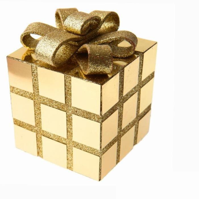 cadeau-or-a-poser-dans-la-sapin-table-de-noel